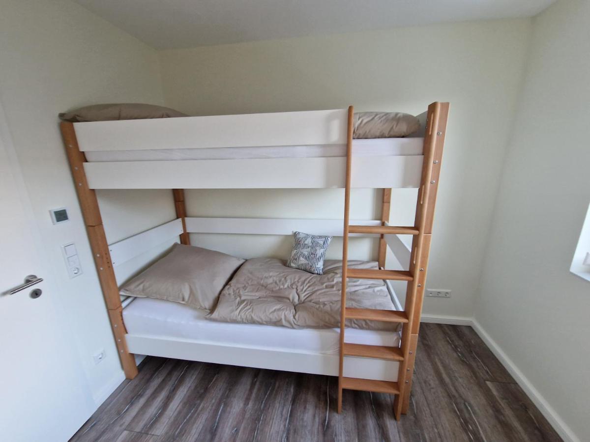 Apartment Nahe Meyer Werft In Ostfriesland Mit Kueche & Netflix Westoverledingen Exteriér fotografie